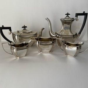 Vintage Cheltenham &Company 5 piece Silver Plated Tea/Coffee set #8375. England